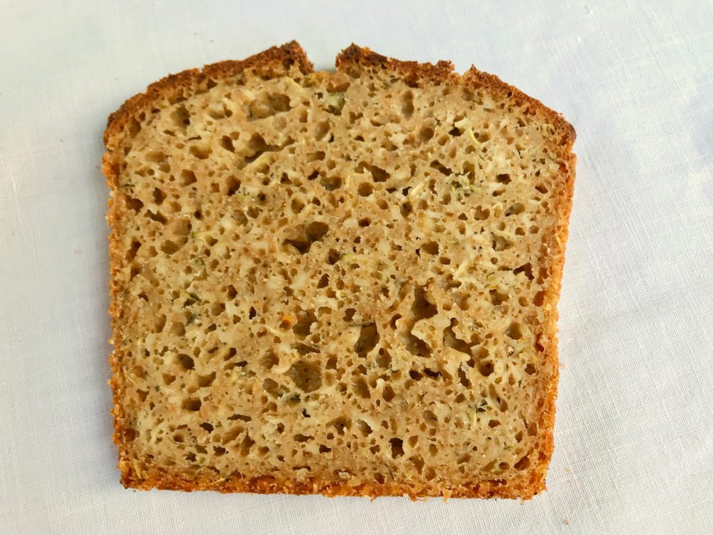 Einkorn-Zucchini-Hanf-Brot - mipano