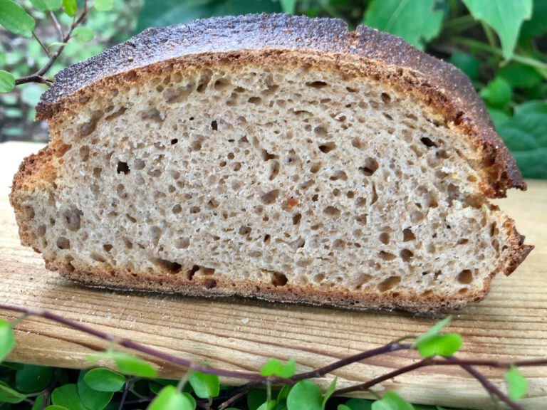 Dinkel-Emmer-Buttermilch – Wildes Brot