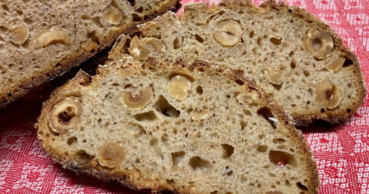 Projekt Backlabor: Brot aus „altem“ Sauerteig